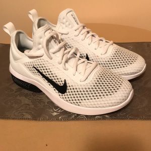 nike kantara women's